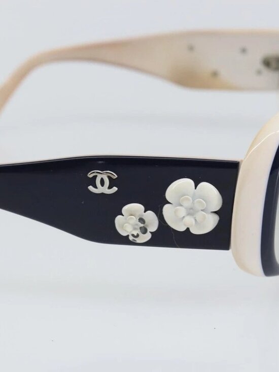 CHANEL Sunglasses plastic White CC Auth main image 13